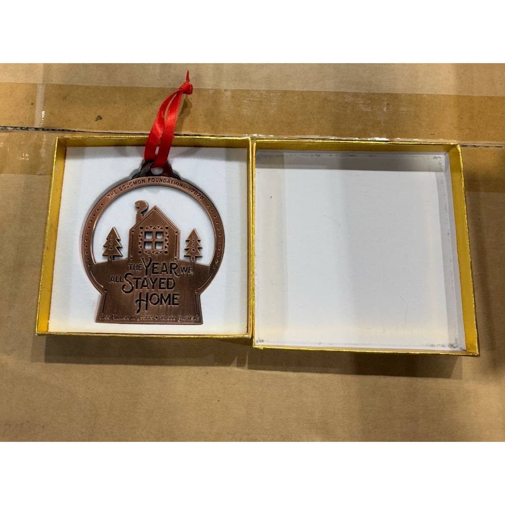RARE The Solomon Foundation 2020 "The Year We Stayed Home" Christmas Ornament - Picture 2 of 5